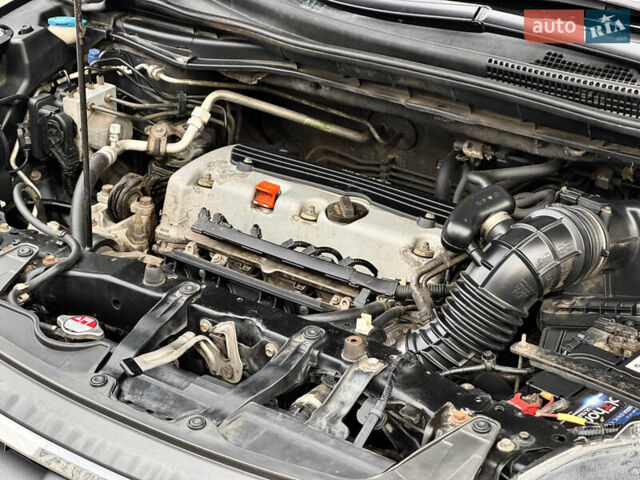 Хонда СРВ 2014 в Киеве на Automoto.ua Черный Хонда СРВ, объемом двигателя 2.4 л и пробегом 211 тыс. км за 14950 $, фото 13 на Automoto.ua