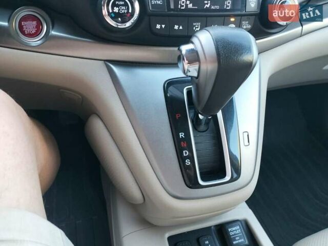 Хонда СРВ 2014 в Тернополе на Automoto.ua Черный Хонда СРВ, объемом двигателя 2.2 л и пробегом 255 тыс. км за 18850 $, фото 14 на Automoto.ua