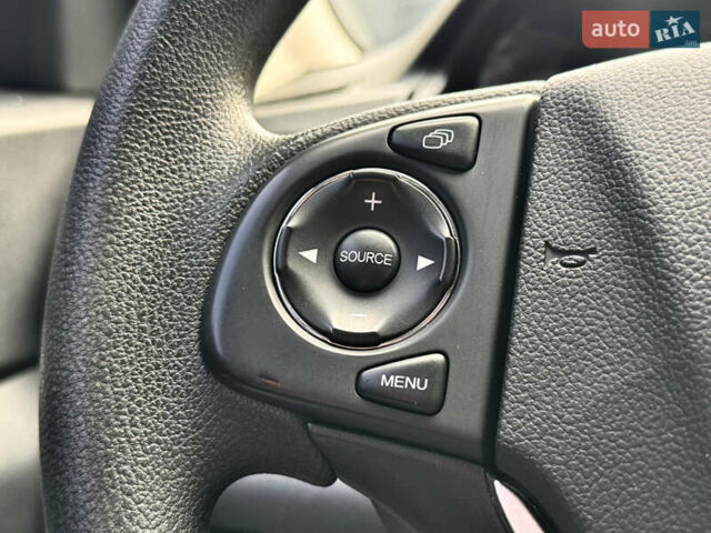 Хонда СРВ 2014 в Киеве на Automoto.ua Черный Хонда СРВ, объемом двигателя 2.4 л и пробегом 211 тыс. км за 14950 $, фото 31 на Automoto.ua