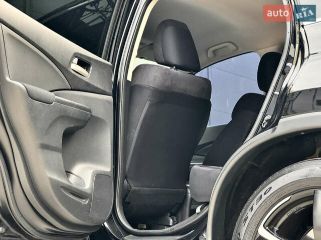 Хонда СРВ 2014 в Киеве на Automoto.ua Черный Хонда СРВ, объемом двигателя 2.4 л и пробегом 211 тыс. км за 14950 $, фото 24 на Automoto.ua