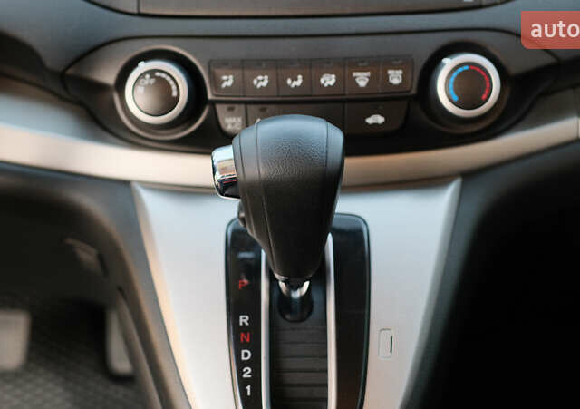 Черный Хонда СРВ, объемом двигателя 2.35 л и пробегом 160 тыс. км за 13900 $, фото 16 на Automoto.ua