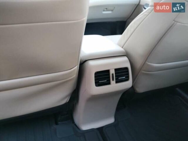 Черный Хонда СРВ, объемом двигателя 2.2 л и пробегом 255 тыс. км за 18850 $, фото 30 на Automoto.ua