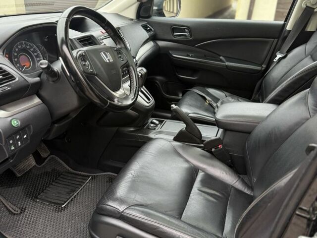 Хонда СРВ 2014 в Хмельницком на Automoto.ua Черный Хонда СРВ, объемом двигателя 2.2 л и пробегом 262 тыс. км за 16400 $, фото 5 на Automoto.ua