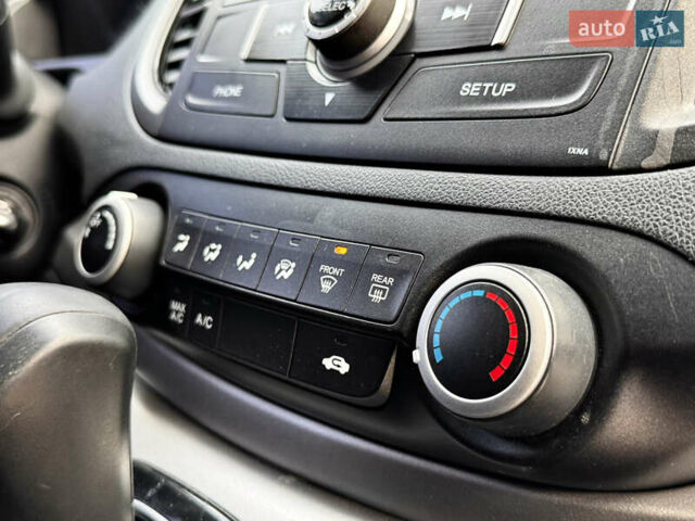 Хонда СРВ 2014 в Киеве на Automoto.ua Черный Хонда СРВ, объемом двигателя 2.4 л и пробегом 211 тыс. км за 14950 $, фото 36 на Automoto.ua