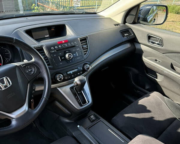 Черный Хонда СРВ, объемом двигателя 2.2 л и пробегом 140 тыс. км за 18300 $, фото 7 на Automoto.ua