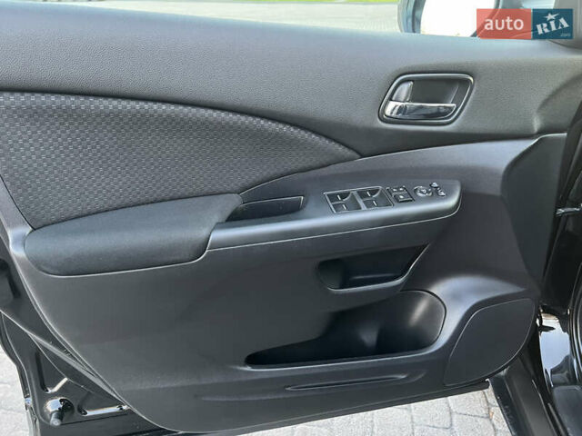 Черный Хонда СРВ, объемом двигателя 1.6 л и пробегом 204 тыс. км за 19300 $, фото 34 на Automoto.ua