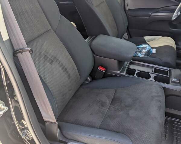 Черный Хонда СРВ, объемом двигателя 2.36 л и пробегом 205 тыс. км за 15700 $, фото 17 на Automoto.ua