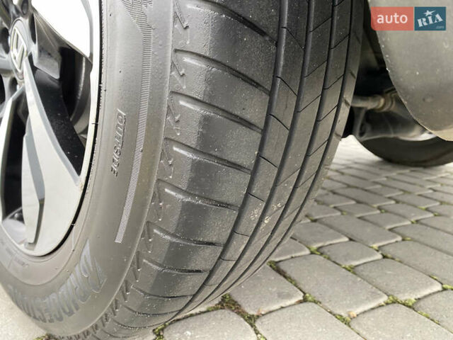 Черный Хонда СРВ, объемом двигателя 1.6 л и пробегом 220 тыс. км за 19700 $, фото 9 на Automoto.ua