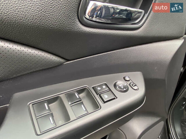 Черный Хонда СРВ, объемом двигателя 1.6 л и пробегом 220 тыс. км за 19700 $, фото 41 на Automoto.ua