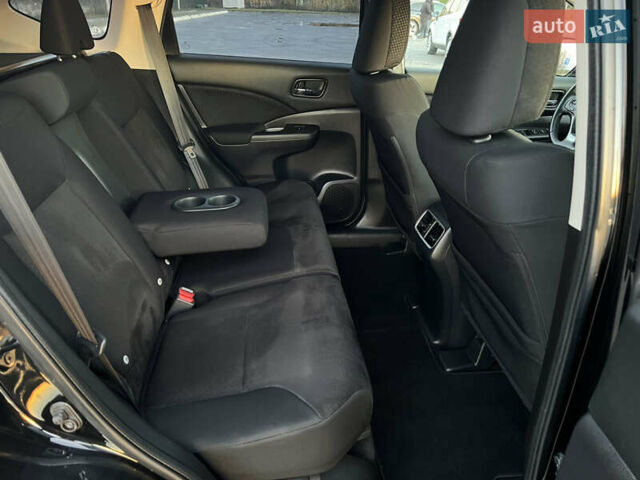 Черный Хонда СРВ, объемом двигателя 1.6 л и пробегом 204 тыс. км за 19300 $, фото 47 на Automoto.ua