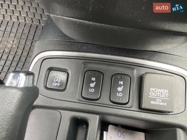 Черный Хонда СРВ, объемом двигателя 1.6 л и пробегом 220 тыс. км за 19700 $, фото 32 на Automoto.ua