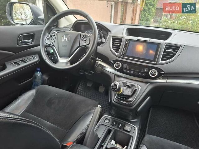 Черный Хонда СРВ, объемом двигателя 1.6 л и пробегом 281 тыс. км за 16300 $, фото 9 на Automoto.ua