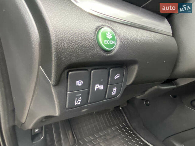 Черный Хонда СРВ, объемом двигателя 1.6 л и пробегом 220 тыс. км за 19700 $, фото 39 на Automoto.ua