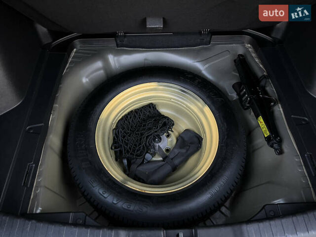 Черный Хонда СРВ, объемом двигателя 1.6 л и пробегом 204 тыс. км за 19300 $, фото 54 на Automoto.ua