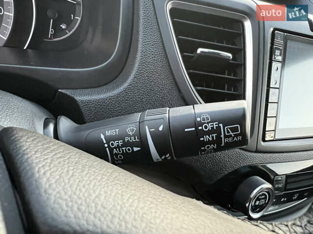 Черный Хонда СРВ, объемом двигателя 1.6 л и пробегом 204 тыс. км за 19300 $, фото 36 на Automoto.ua