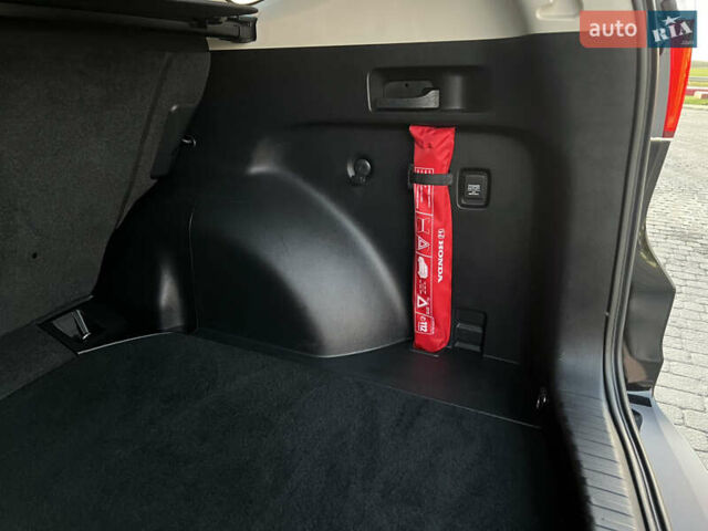 Чорний Хонда СРВ, об'ємом двигуна 1.6 л та пробігом 204 тис. км за 19000 $, фото 53 на Automoto.ua