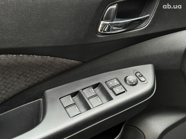 Черный Хонда СРВ, объемом двигателя 2.4 л и пробегом 120 тыс. км за 16940 $, фото 13 на Automoto.ua