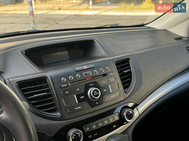 Чорний Хонда СРВ, об'ємом двигуна 2.4 л та пробігом 172 тис. км за 14750 $, фото 38 на Automoto.ua