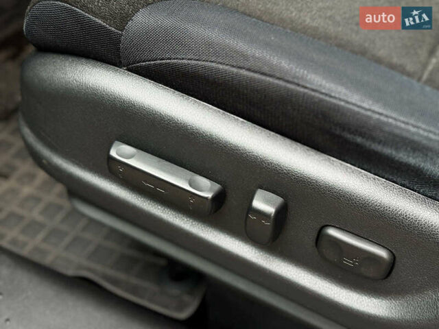 Чорний Хонда СРВ, об'ємом двигуна 2.4 л та пробігом 120 тис. км за 16940 $, фото 14 на Automoto.ua