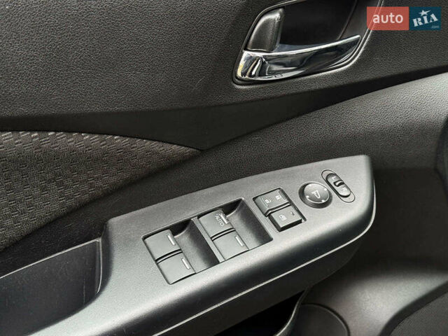 Чорний Хонда СРВ, об'ємом двигуна 2.4 л та пробігом 120 тис. км за 16940 $, фото 13 на Automoto.ua