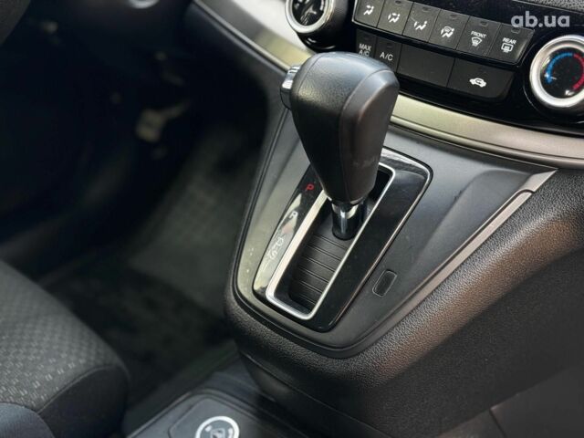 Чорний Хонда СРВ, об'ємом двигуна 2.4 л та пробігом 122 тис. км за 16990 $, фото 16 на Automoto.ua