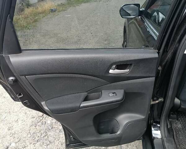 Черный Хонда СРВ, объемом двигателя 2.35 л и пробегом 190 тыс. км за 17000 $, фото 12 на Automoto.ua