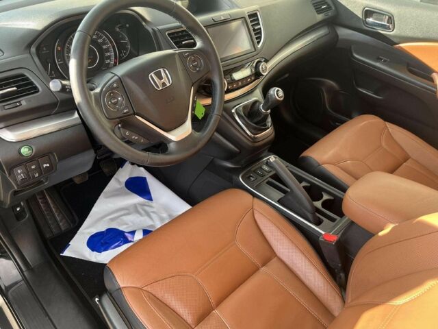 Хонда СРВ 2016 в Тернополе на Automoto.ua Черный Хонда СРВ, объемом двигателя 1.6 л и пробегом 209 тыс. км за 9000 $, фото 7 на Automoto.ua