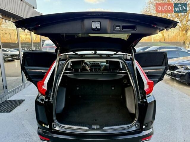 Черный Хонда СРВ, объемом двигателя 1.5 л и пробегом 126 тыс. км за 18900 $, фото 48 на Automoto.ua