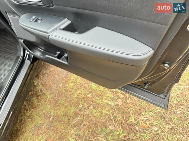 Чорний Хонда СРВ, об'ємом двигуна 2.4 л та пробігом 134 тис. км за 18900 $, фото 24 на Automoto.ua