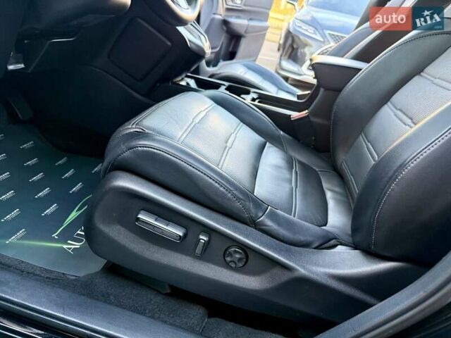 Черный Хонда СРВ, объемом двигателя 1.5 л и пробегом 126 тыс. км за 18900 $, фото 30 на Automoto.ua