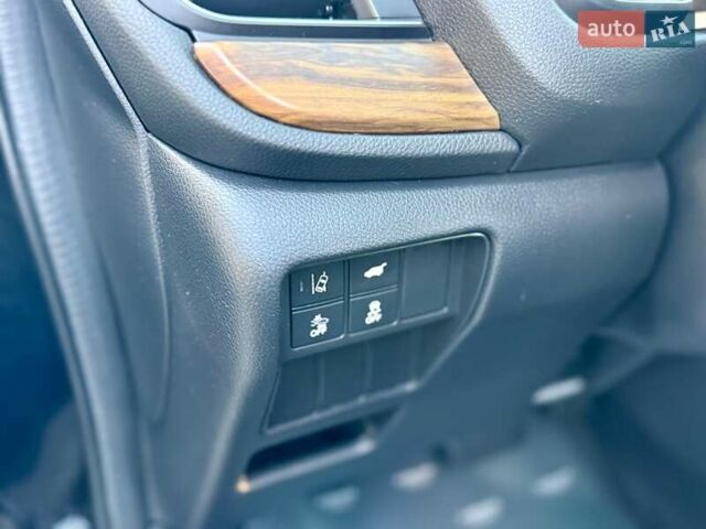 Черный Хонда СРВ, объемом двигателя 1.5 л и пробегом 126 тыс. км за 18900 $, фото 33 на Automoto.ua