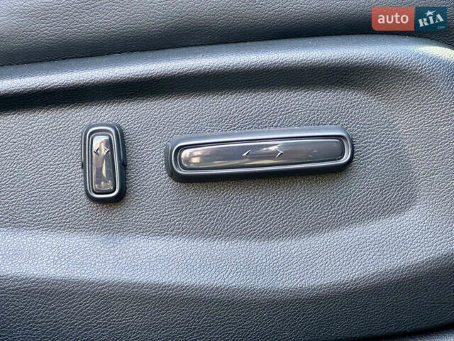 Черный Хонда СРВ, объемом двигателя 1.5 л и пробегом 68 тыс. км за 22490 $, фото 49 на Automoto.ua