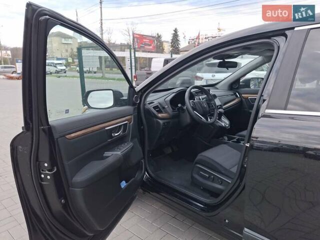 Хонда СРВ 2018 в Хмельницком на Automoto.ua Черный Хонда СРВ, объемом двигателя 1.6 л и пробегом 70 тыс. км за 20900 $, фото 2 на Automoto.ua