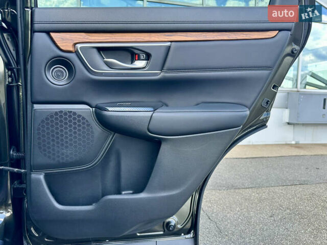 Черный Хонда СРВ, объемом двигателя 1.5 л и пробегом 68 тыс. км за 22490 $, фото 42 на Automoto.ua