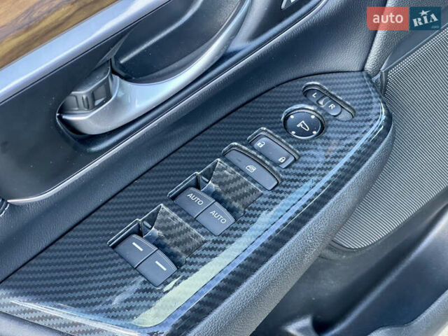 Черный Хонда СРВ, объемом двигателя 1.5 л и пробегом 68 тыс. км за 22490 $, фото 30 на Automoto.ua