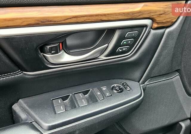 Чорний Хонда СРВ, об'ємом двигуна 1.5 л та пробігом 98 тис. км за 25000 $, фото 17 на Automoto.ua