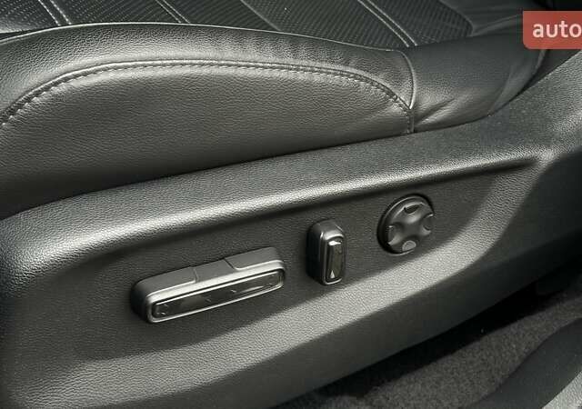 Черный Хонда СРВ, объемом двигателя 1.5 л и пробегом 91 тыс. км за 28800 $, фото 31 на Automoto.ua