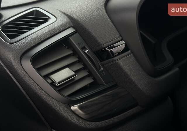 Черный Хонда СРВ, объемом двигателя 1.5 л и пробегом 91 тыс. км за 28800 $, фото 7 на Automoto.ua