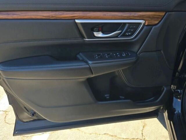 Черный Хонда СРВ, объемом двигателя 1.5 л и пробегом 84 тыс. км за 15700 $, фото 7 на Automoto.ua