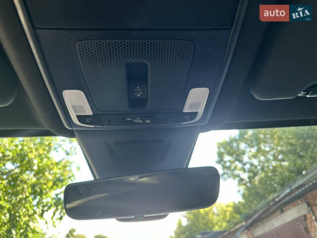 Черный Хонда СРВ, объемом двигателя 2 л и пробегом 15 тыс. км за 35999 $, фото 37 на Automoto.ua