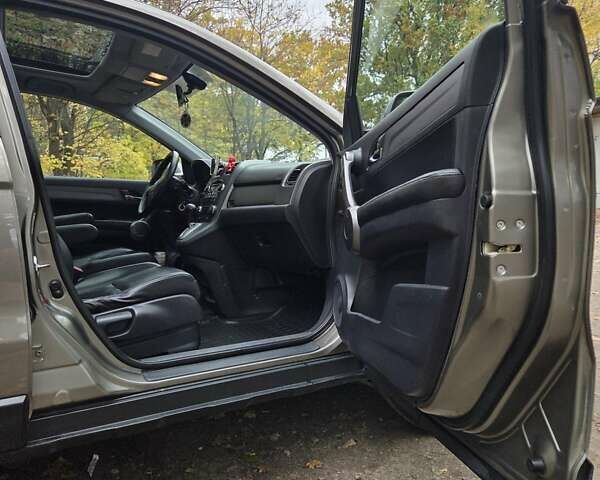Коричневий Хонда СРВ, об'ємом двигуна 2.35 л та пробігом 205 тис. км за 10800 $, фото 2 на Automoto.ua