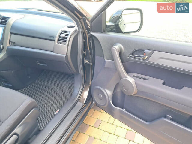 Коричневый Хонда СРВ, объемом двигателя 2.2 л и пробегом 284 тыс. км за 9600 $, фото 19 на Automoto.ua