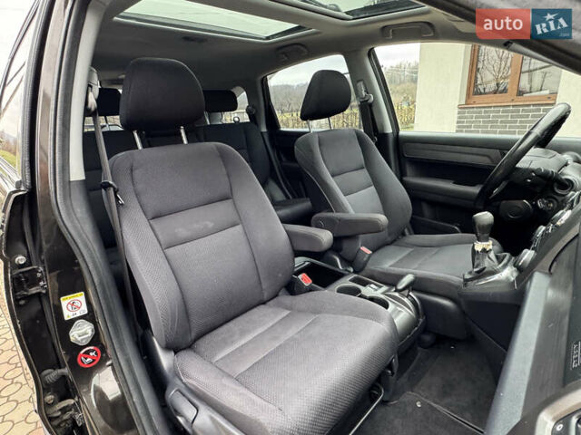 Коричневый Хонда СРВ, объемом двигателя 2.2 л и пробегом 246 тыс. км за 9999 $, фото 16 на Automoto.ua