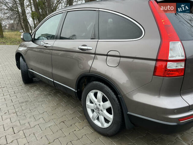 Коричневый Хонда СРВ, объемом двигателя 2.2 л и пробегом 235 тыс. км за 12850 $, фото 6 на Automoto.ua