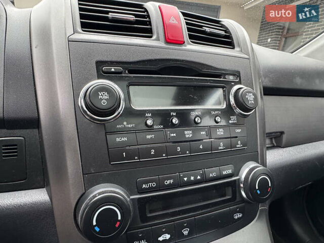 Коричневый Хонда СРВ, объемом двигателя 2.2 л и пробегом 246 тыс. км за 9999 $, фото 12 на Automoto.ua