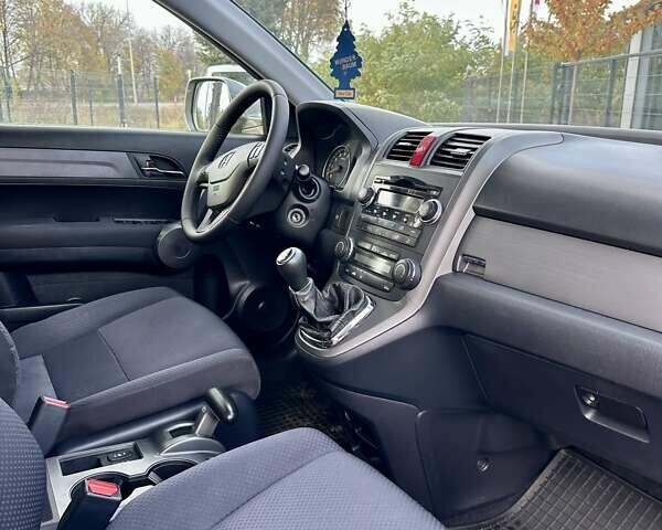 Коричневый Хонда СРВ, объемом двигателя 2 л и пробегом 158 тыс. км за 10999 $, фото 25 на Automoto.ua