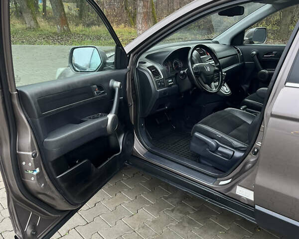 Коричневий Хонда СРВ, об'ємом двигуна 2.2 л та пробігом 235 тис. км за 12890 $, фото 11 на Automoto.ua