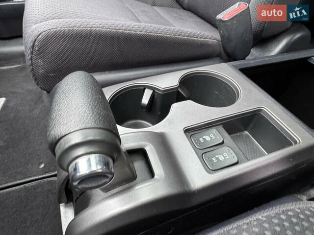 Коричневый Хонда СРВ, объемом двигателя 2.2 л и пробегом 246 тыс. км за 9999 $, фото 13 на Automoto.ua