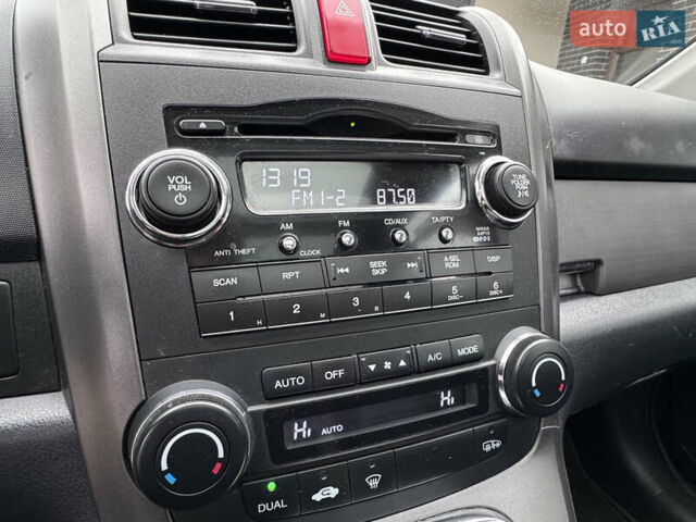 Коричневый Хонда СРВ, объемом двигателя 2.2 л и пробегом 246 тыс. км за 9999 $, фото 17 на Automoto.ua