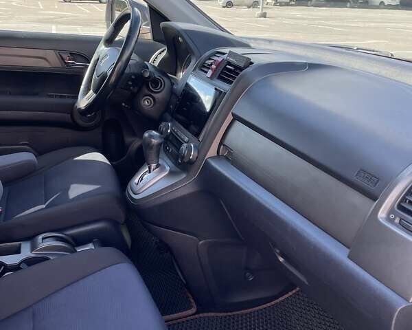 Коричневый Хонда СРВ, объемом двигателя 2.2 л и пробегом 242 тыс. км за 13300 $, фото 5 на Automoto.ua